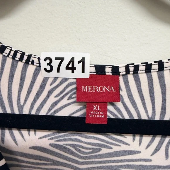 Zebra Print Dress - Picture 6 of 6